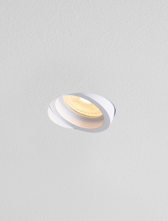 ARCO GU10 Tiltable Plaster in Downlight - White