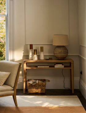 Brookend Ridged Table Lamp - Mango Wood, White Wash