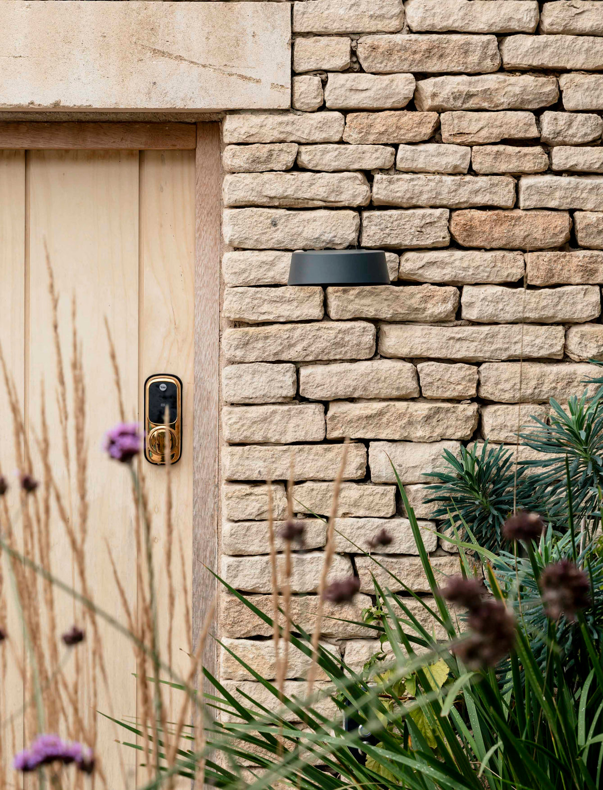Litcham Outdoor Wall Light - Aluminium, Dark Grey