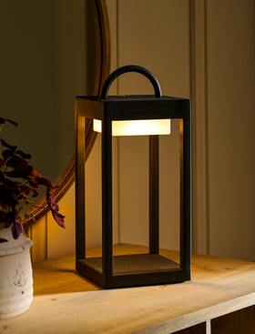 Winstone Rechargeable Lantern