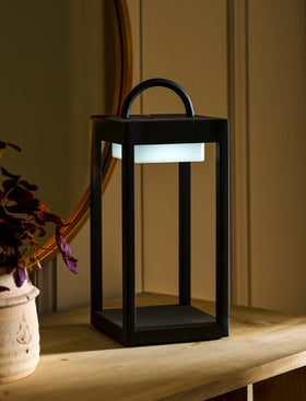 Winstone Rechargeable Lantern