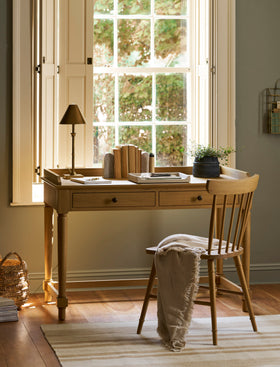 Kelmscot Table Lamp