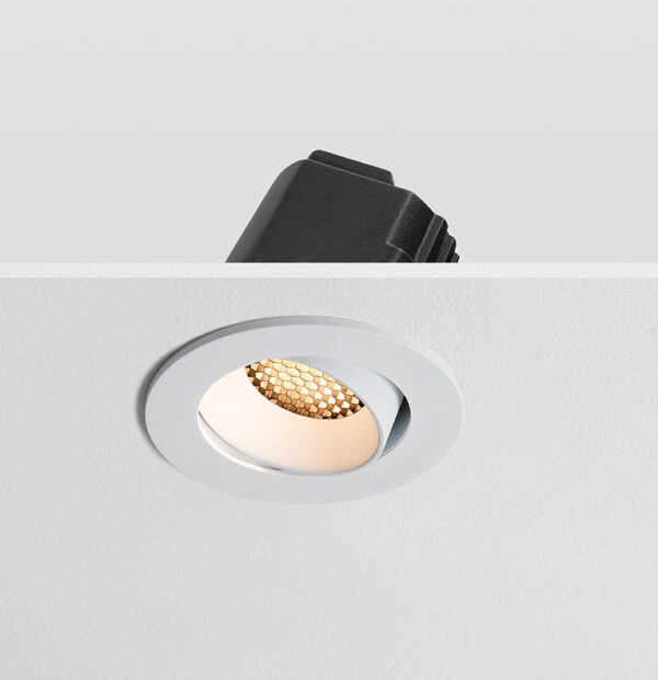 FORMA TILT HONEYCOMB WHITE