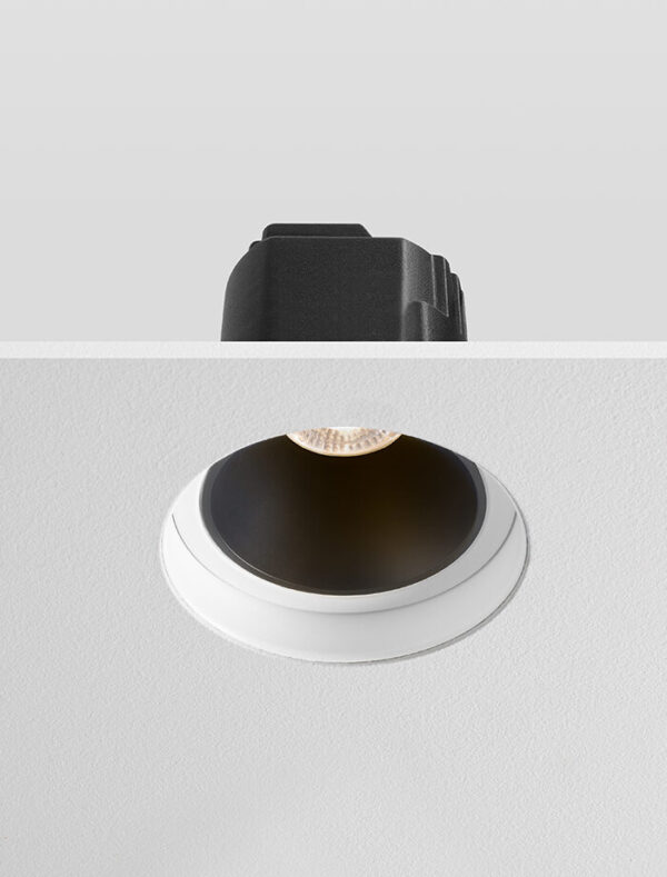 Trimless Anti Glare Downlight with Black Baffles