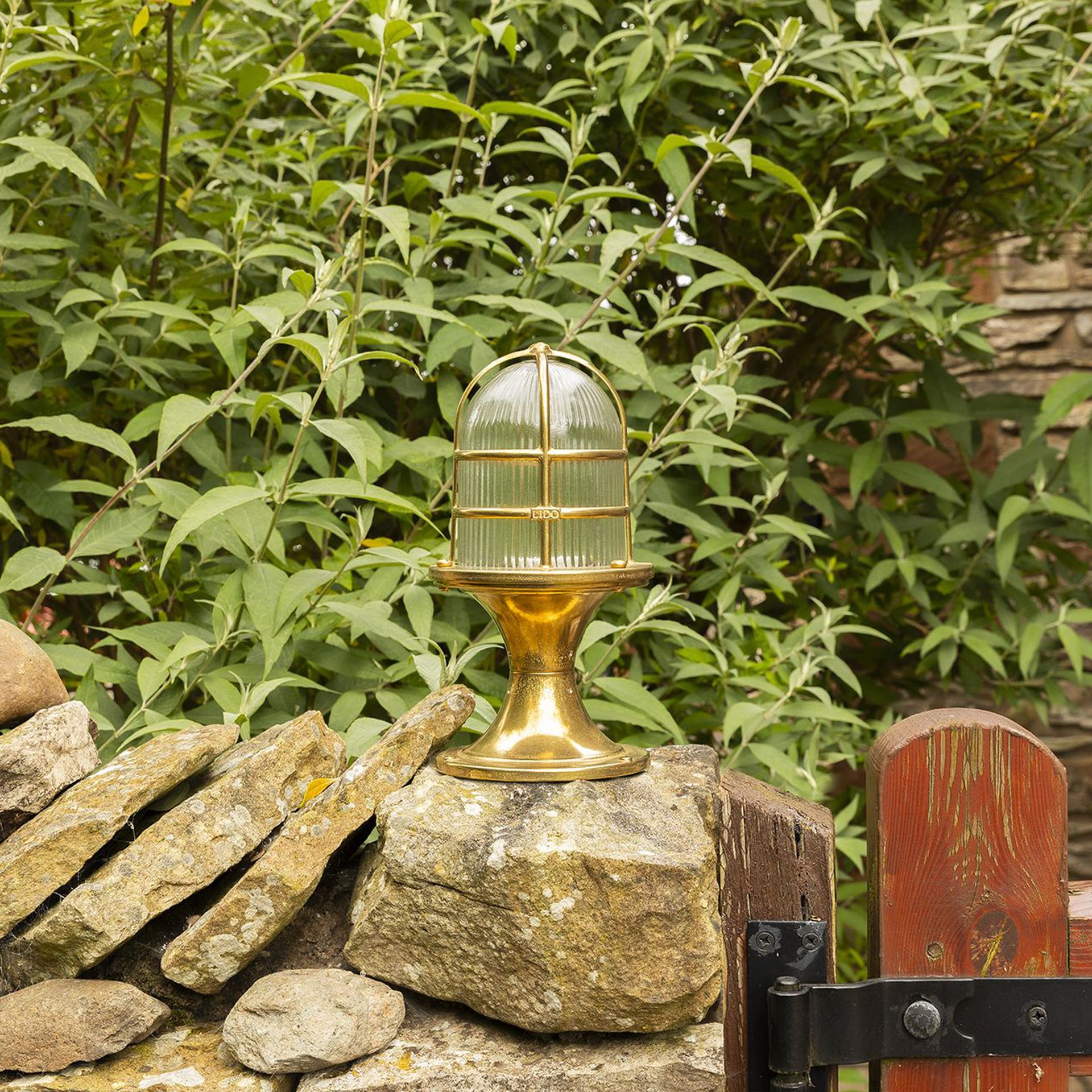 Wellington Grand - Post Lantern - Image 3