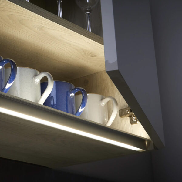 Manta Handleless Kitchen Lighting